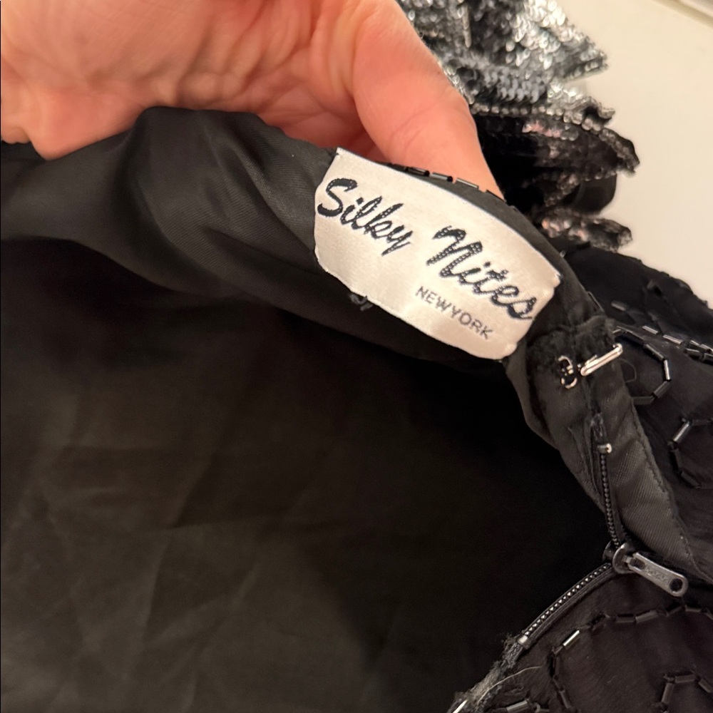 Vintage Silky Nites MED beaded cocktail dress. - Picture 5 of 8